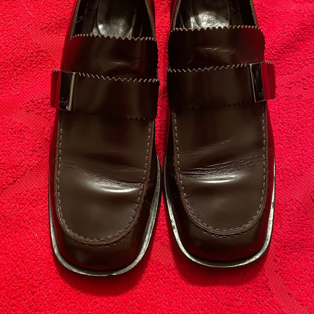 Shoes - Picture 2 of 7